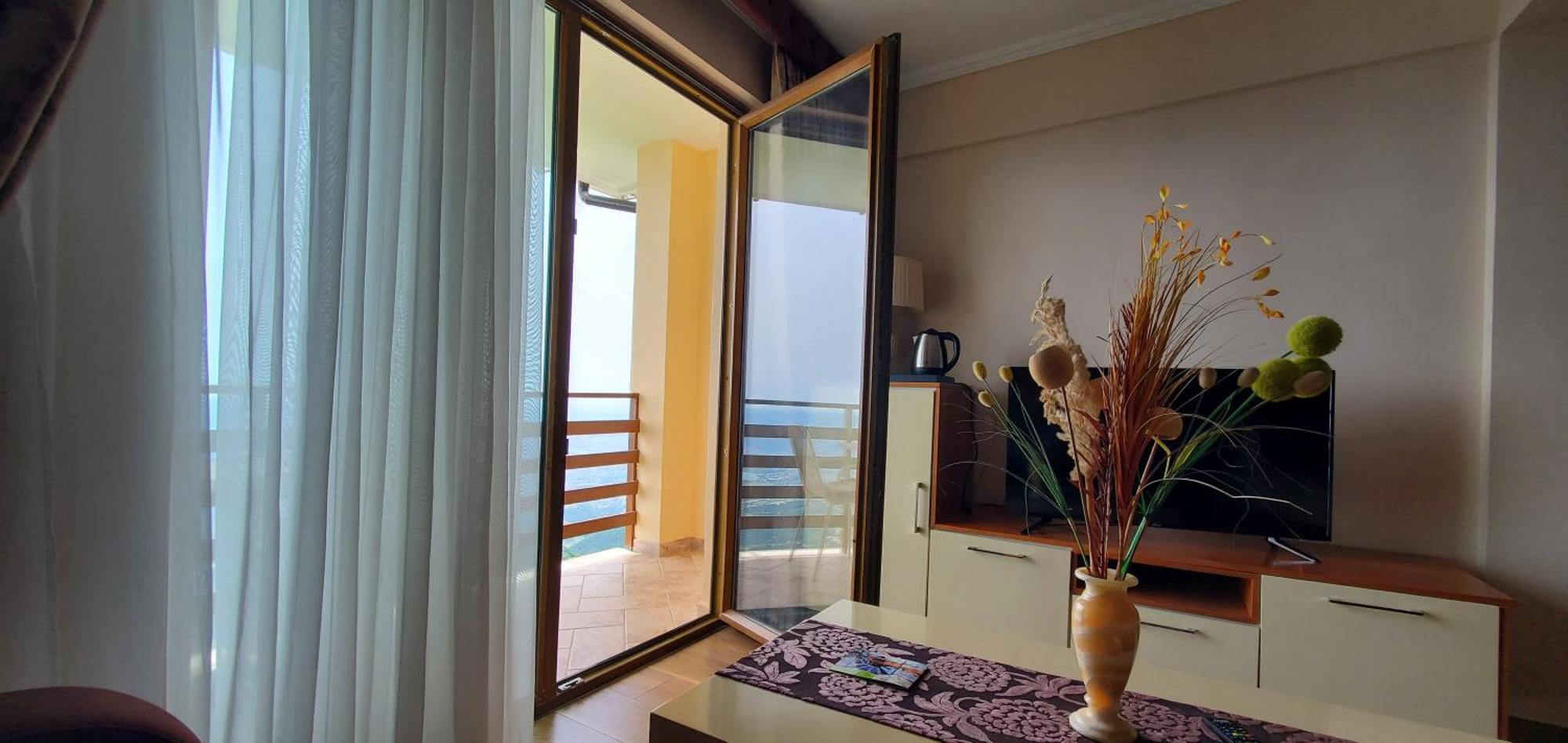 Hotel Panorama Dajt Bagian luar foto