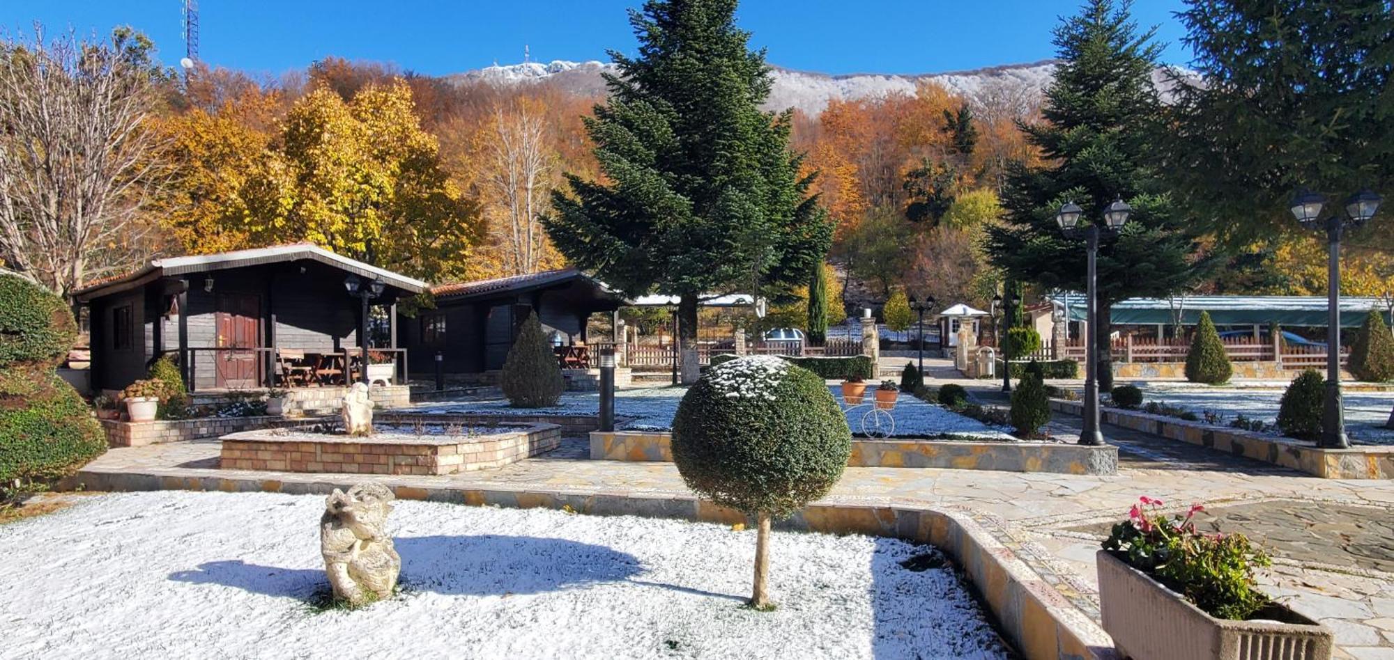 Hotel Panorama Dajt Bagian luar foto