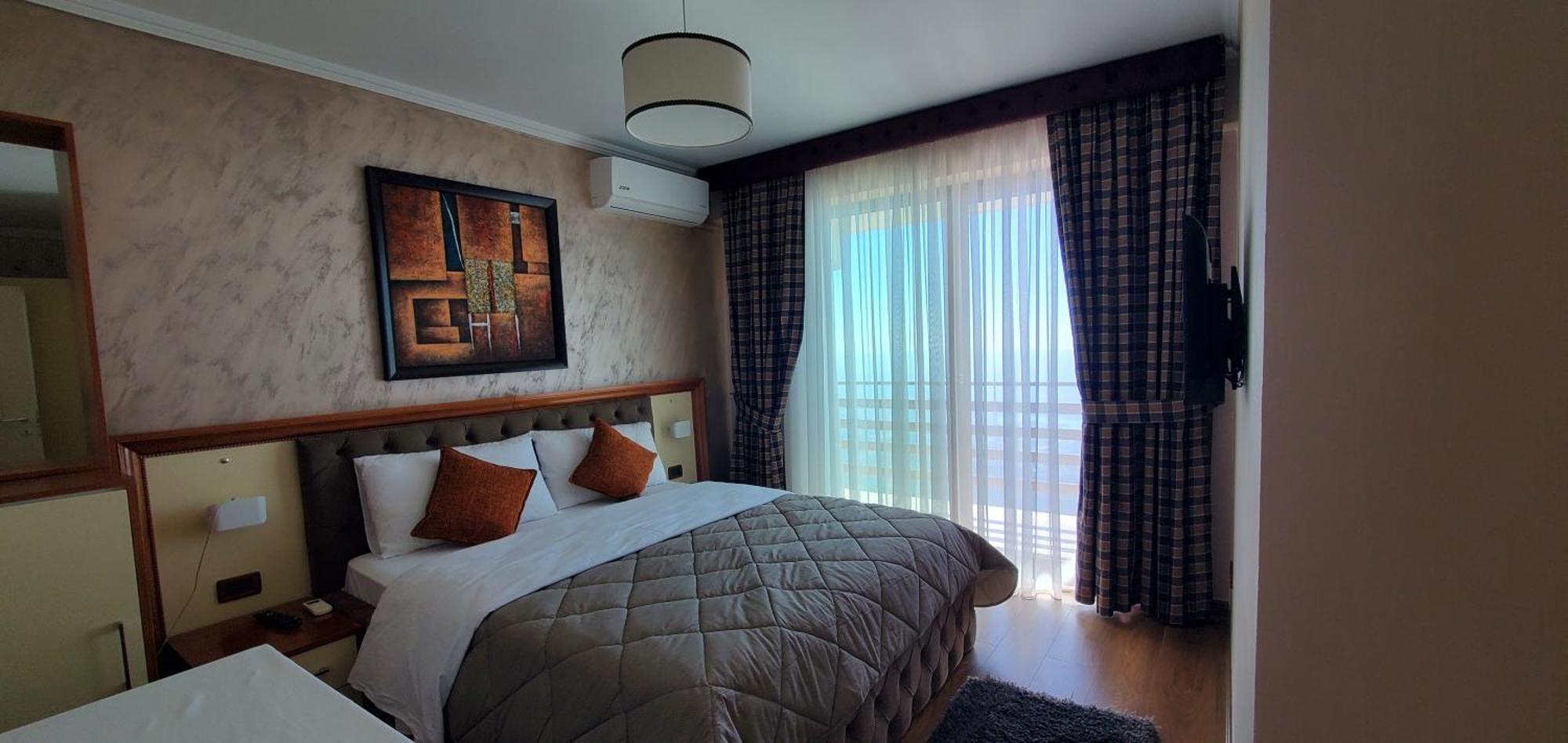 Hotel Panorama Dajt Bagian luar foto